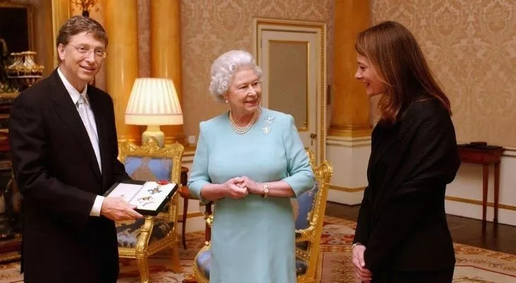 Бил Гейтс с кралица Елизабет II