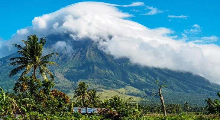 Вулкан във Филипините