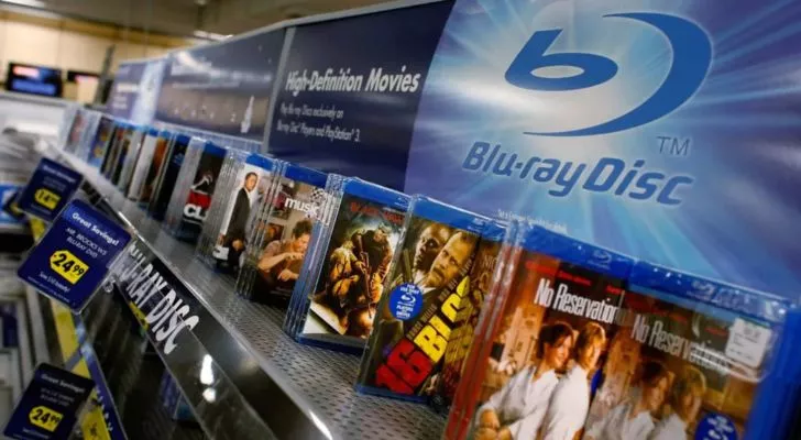 Филми в Blu-ray, изложени в магазина. 