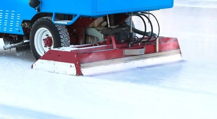 Отблизо машина за възстановяване на повърхността на лед