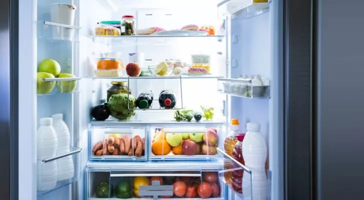 Хладилник пълен с храна