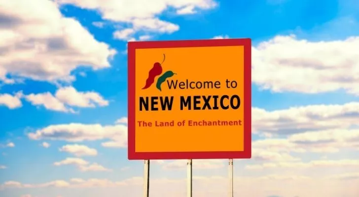 Знак „Добре дошли в Ню Мексико“.