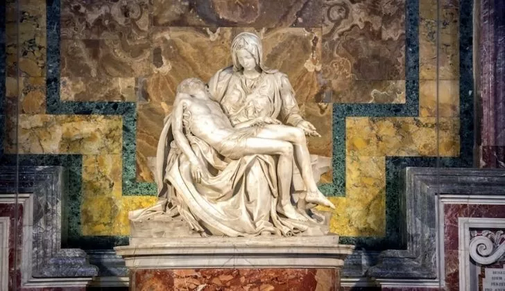 Скулптор Пиета на Микеланджело