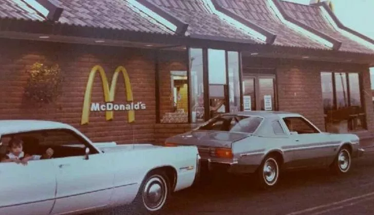 McDonald's отвори първия си drive-thru в Аризона