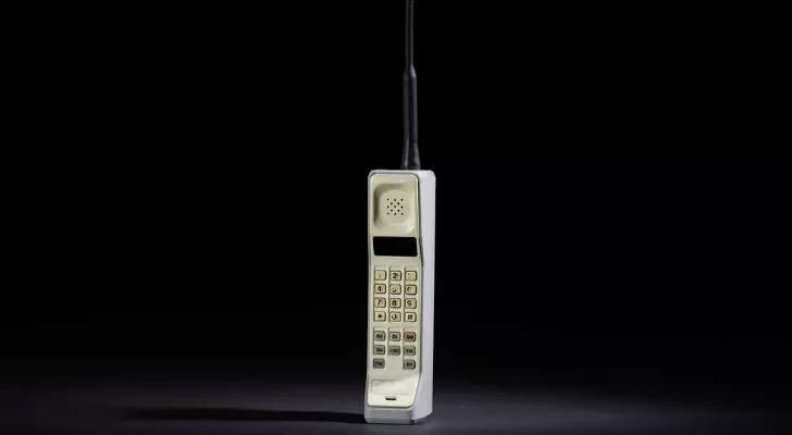 Motorola DynaTAC 8000x, първият мобилен телефон на Motorola