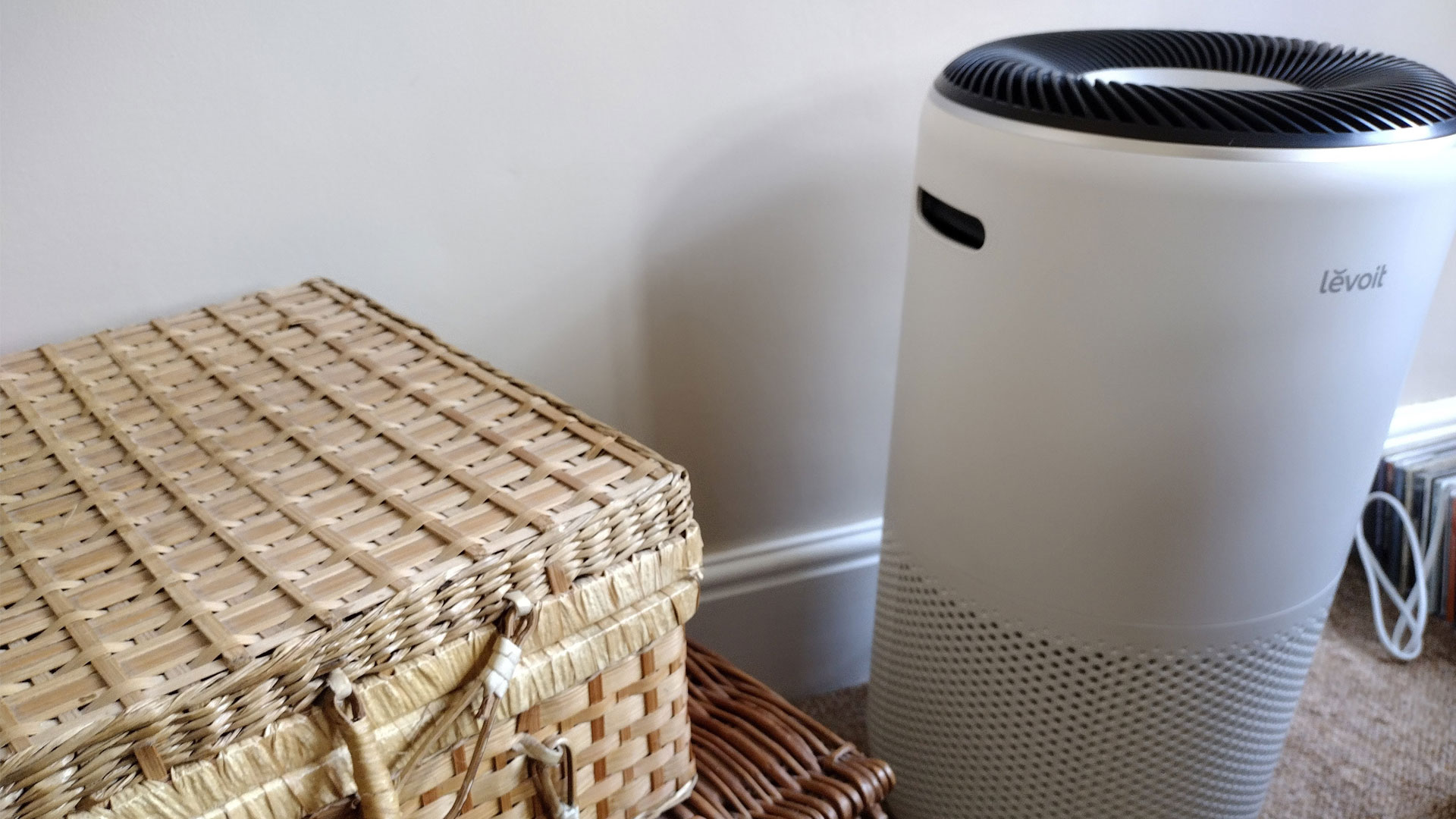 Levoit 400S air purifier being home tested by Live Science