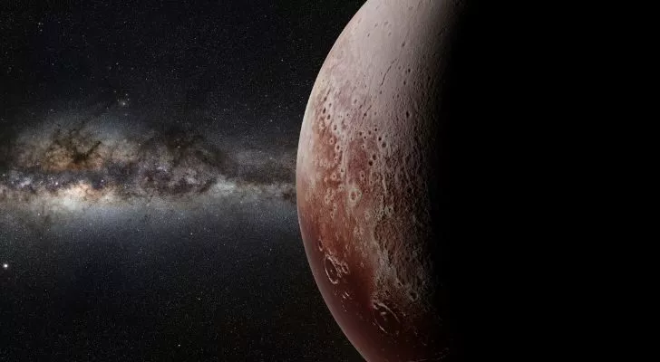 Планетата Плутон с куп звезди зад нея
