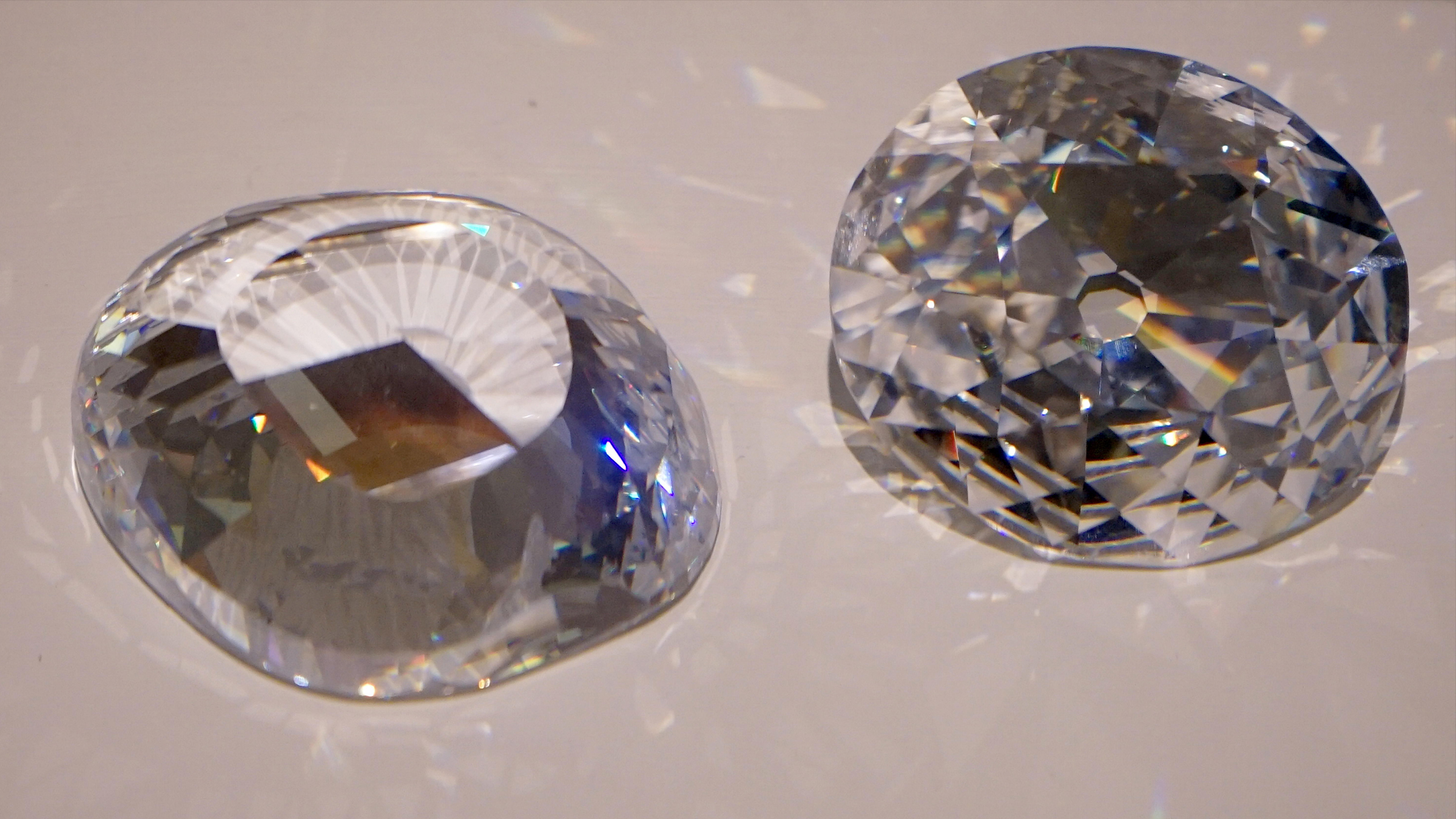 Два безцветни диаманта, Koh-i-Noor